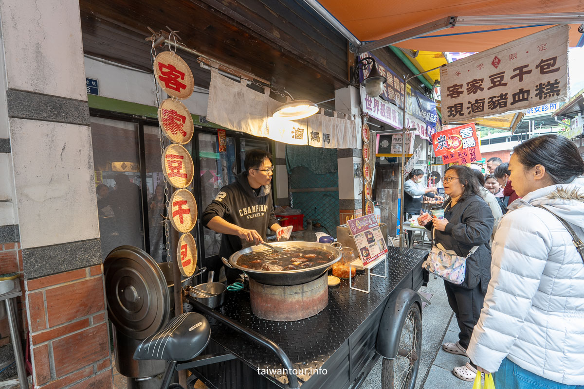 【清安豆腐街（洗水坑）】苗栗百年古法黑豆腐、馬告香腸、客家美食，泰安必吃美食地圖！