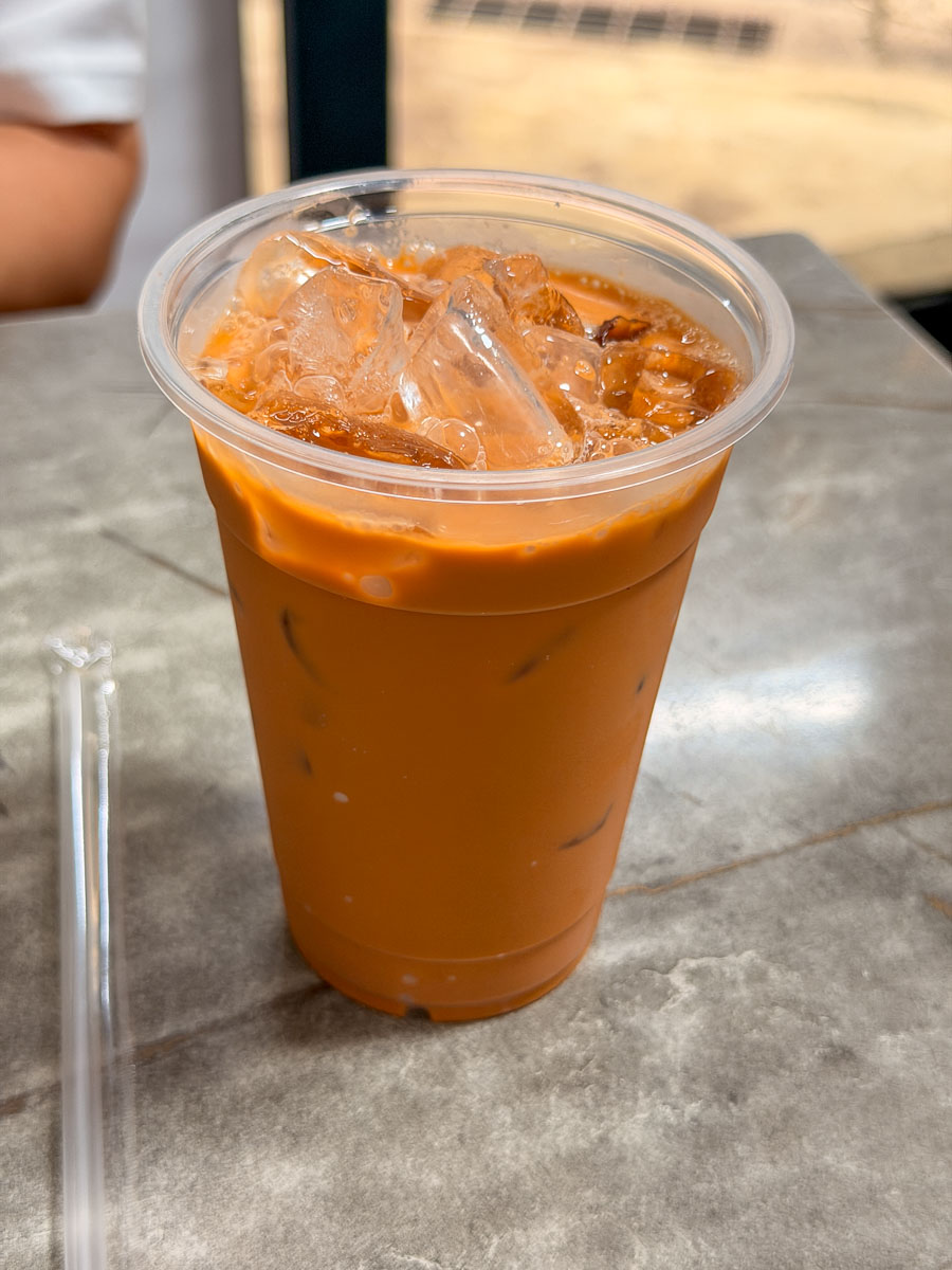 【小媽泰國船麵】三重超正宗泰國街頭黑湯、冬蔭功酸辣過癮 【小媽泰國船麵】三重超正宗泰國街頭黑湯、冬蔭功酸辣過癮