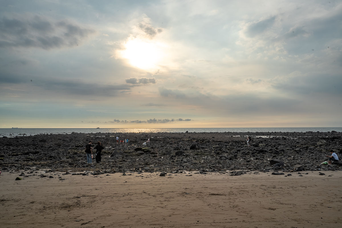 【沙崙海水浴場.滬尾石滬觀景平台】石滬.潮間帶生態.金黃夕陽交通攻略 【沙崙海水浴場.滬尾石滬觀景平台】石滬.潮間帶生態.金黃夕陽交通攻略
