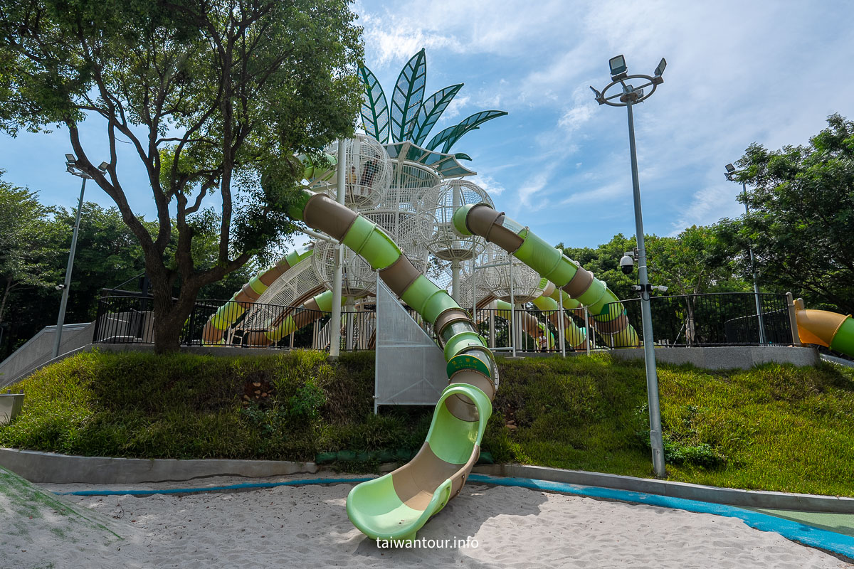 【清水古溜遊戲場】鰲峰山全台最多溜滑梯公園! 【清水古溜遊戲場】鰲峰山全台最多溜滑梯公園!