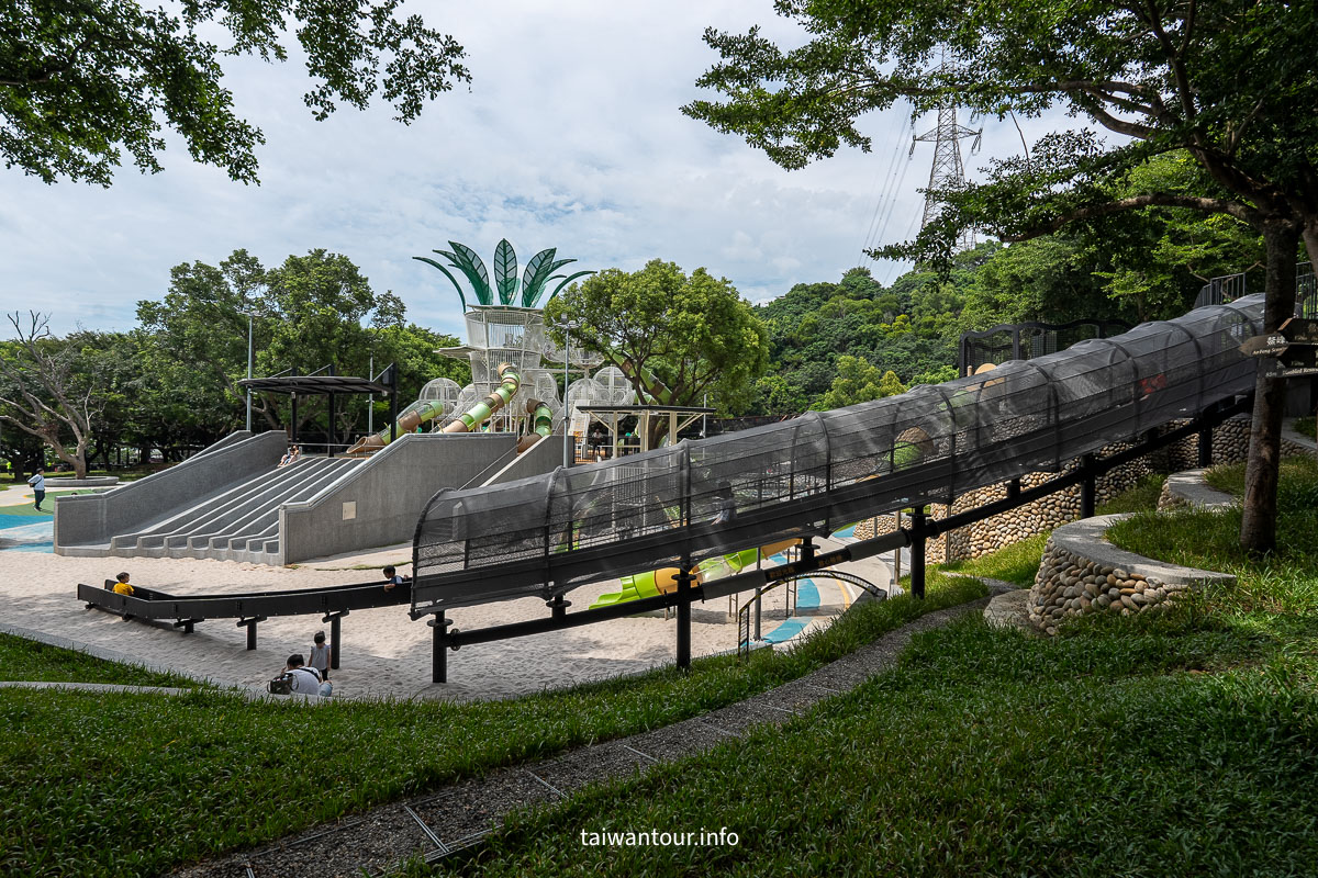 【清水古溜遊戲場】鰲峰山全台最多溜滑梯公園! 【清水古溜遊戲場】鰲峰山全台最多溜滑梯公園!