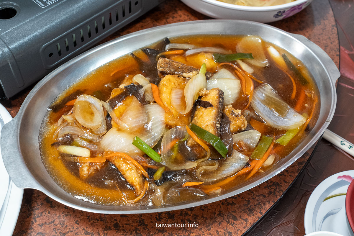 【佳香餐飲部】超狂女漢子大臉盆砂鍋魚頭,必吃炒魚泡、白斬土雞與澎湃山珍海味! 【佳香餐飲部】超狂女漢子大臉盆砂鍋魚頭,必吃炒魚泡、白斬土雞與澎湃山珍海味!