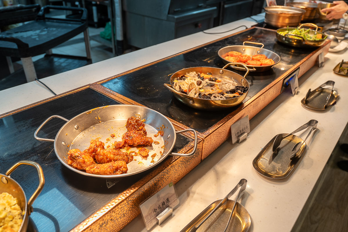 【芙洛麗大飯店】新竹住宿推薦.近巨城購物中心 【芙洛麗大飯店】新竹住宿推薦.近巨城購物中心