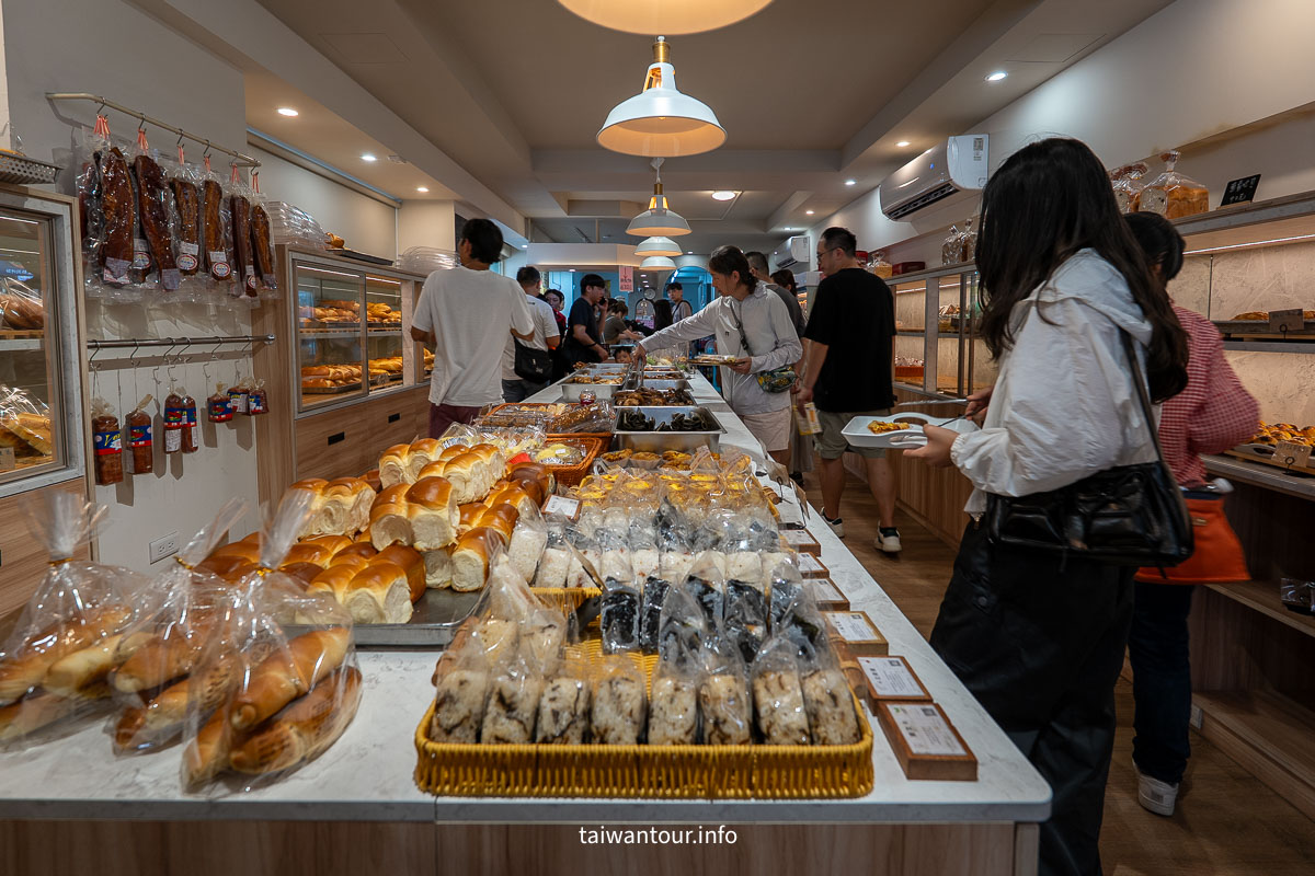 【美乃斯食品行】從老字號西點麵包到桂花鹽水鴨，必吃美食一次看
