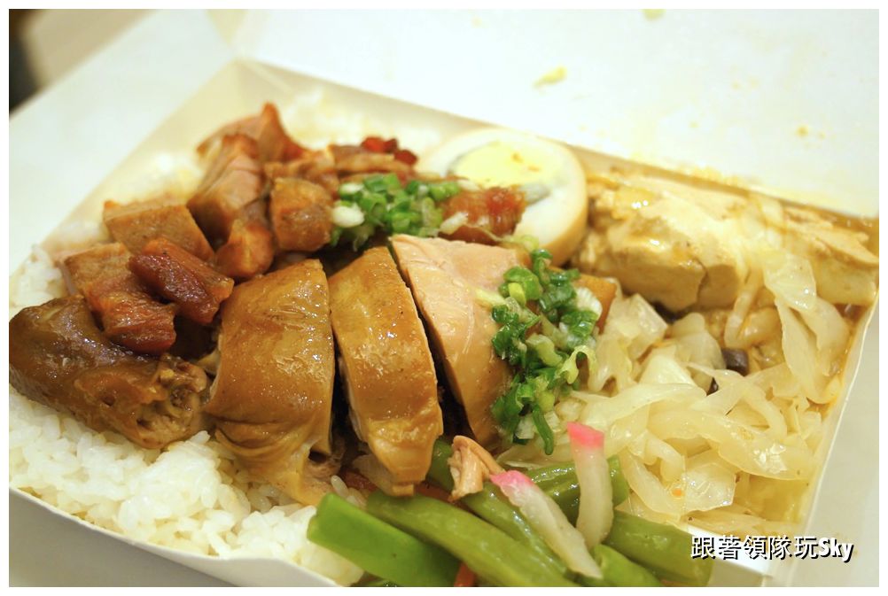 三重美食推薦-溪尾街大排長龍的【香港榮華燒臘】(食尚玩家推薦) 三重美食推薦-溪尾街大排長龍的【香港榮華燒臘】(食尚玩家推薦)